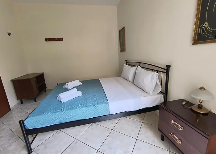 Angie A1 Close To The By 8essentially