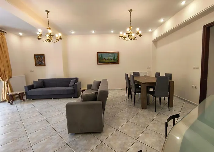 Angie A1 Close To The By 8essentially Appartement